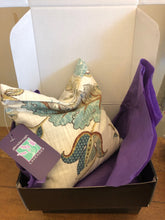 Load image into Gallery viewer, Glendarragh Lavender Comfort Pillow
